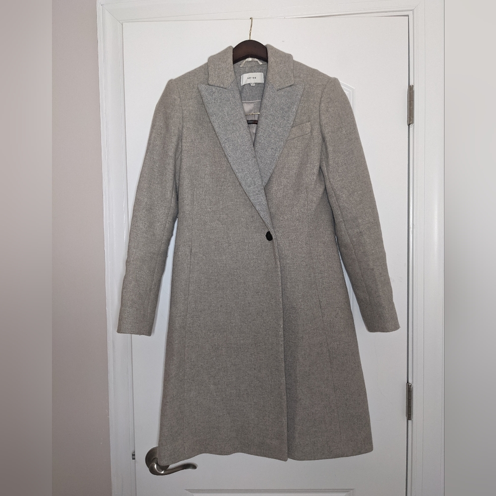 Reiss Wool-Blend Mid Length Coat, US 6, Light Gray